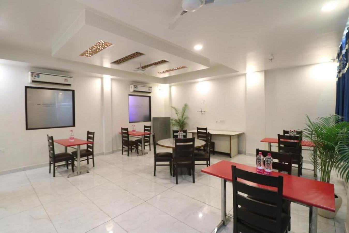 Airport Hotel Classic Park Νέο Δελχί Εξωτερικό φωτογραφία